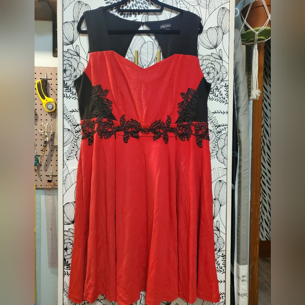 CITY CHIC RETRO DRESS